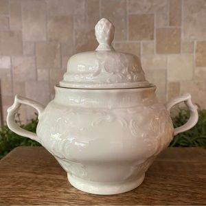 Rosenthal Sanssouci Ivory Sugar Bowl Covered - Germany